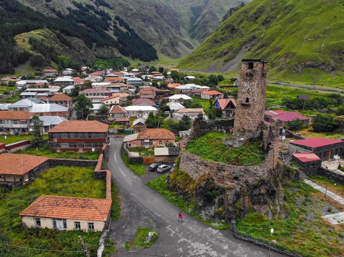 Sno Inn Kazbegi Extérieur photo