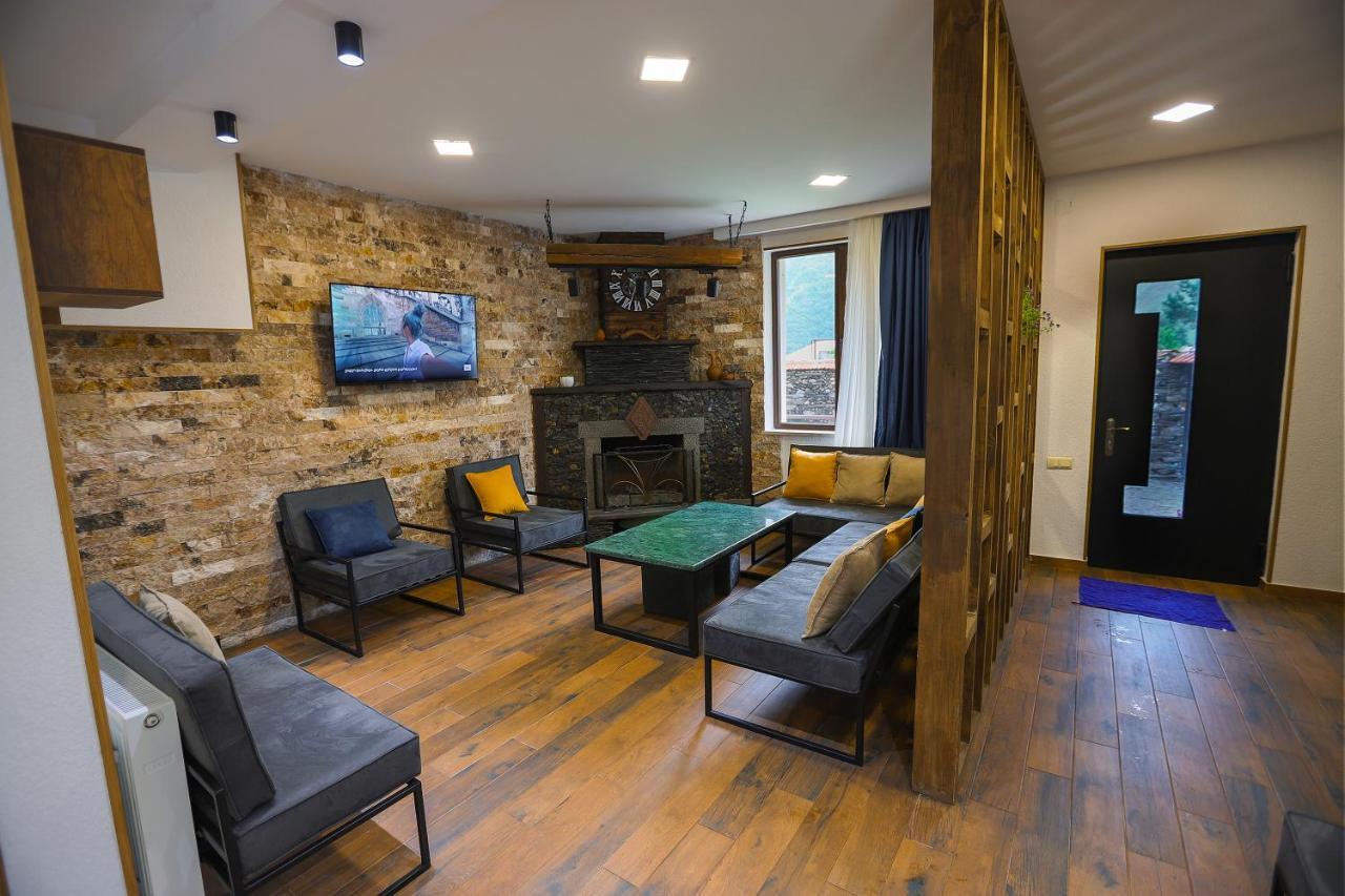 Sno Inn Kazbegi Extérieur photo